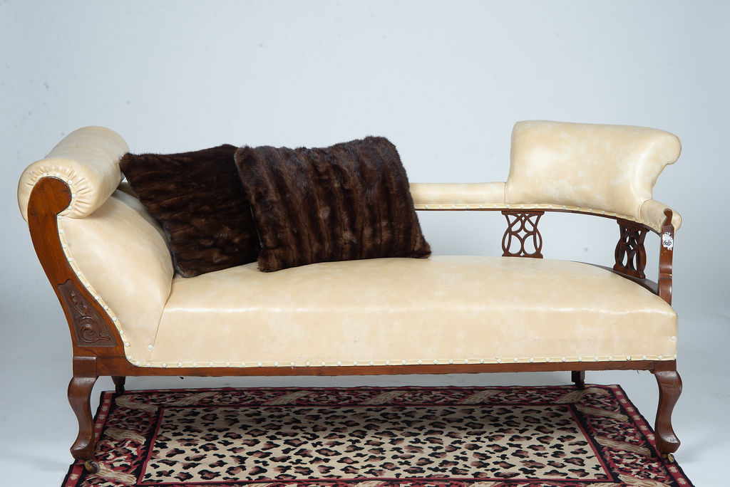 vintage settee or sofa for event rental