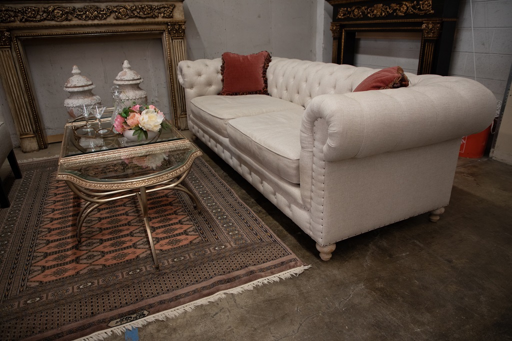 tufted sofa for weddings main line pa